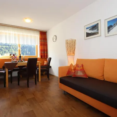 Altavista Apartment